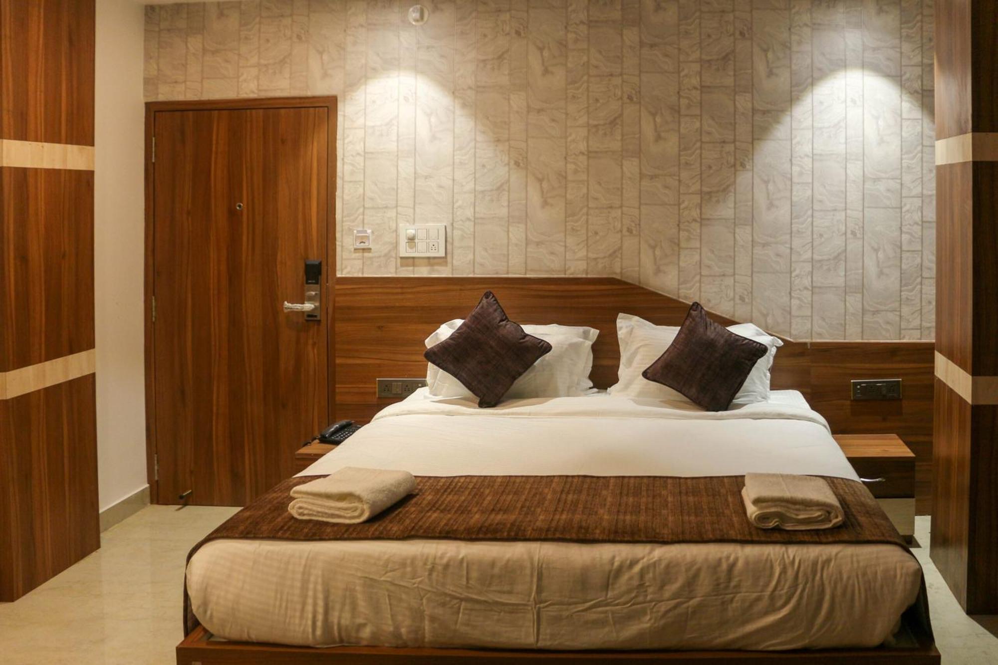 Hotel Obsidian Blue Itanagar Exterior photo